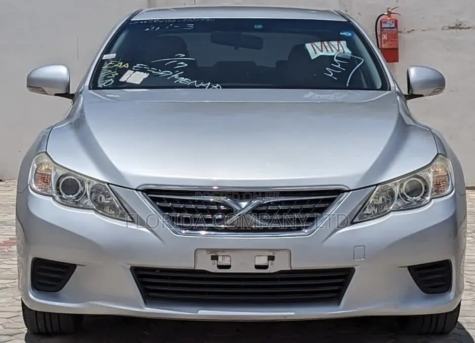 Toyota Mark X 2013 Silver