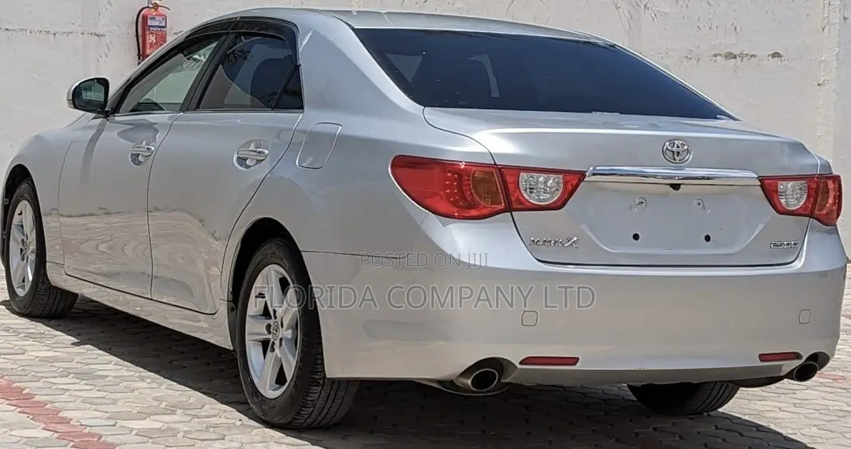 Toyota Mark X 2013 Silver