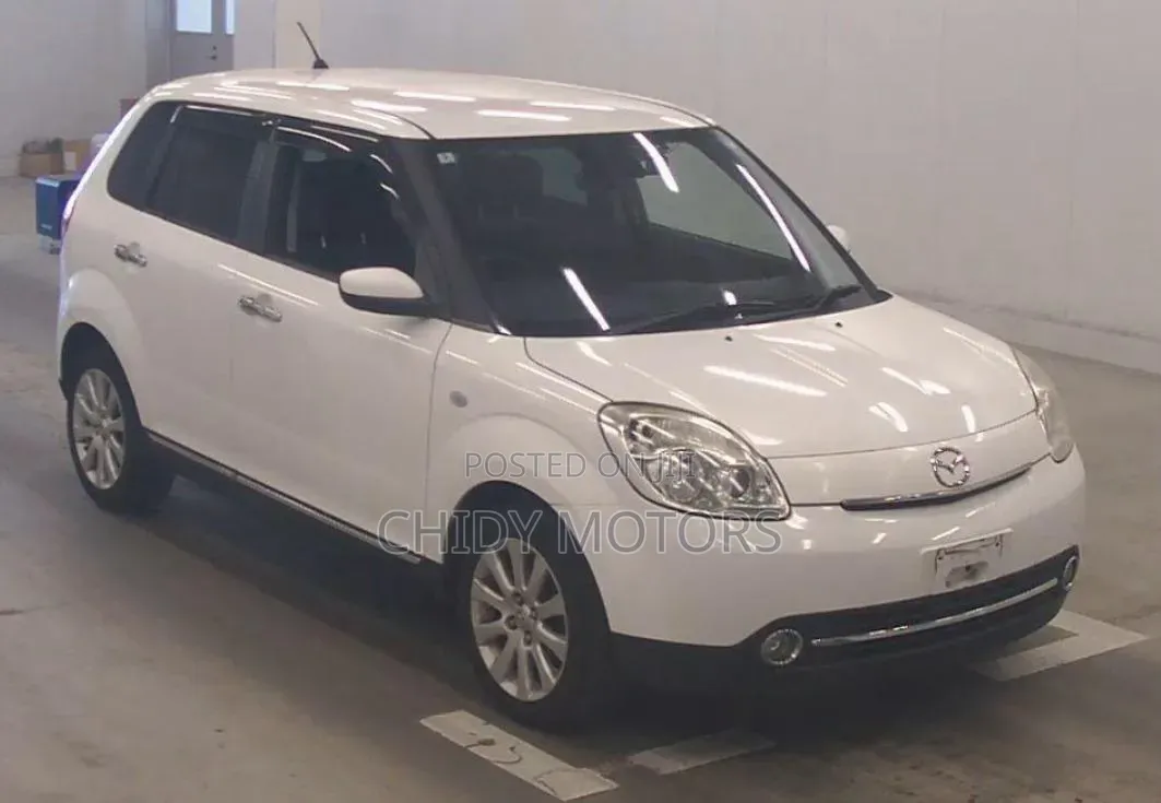 Mazda Verisa 2009 White