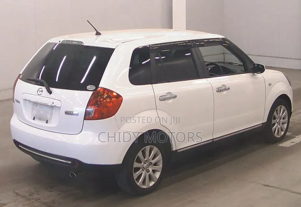 Mazda Verisa 2009 White