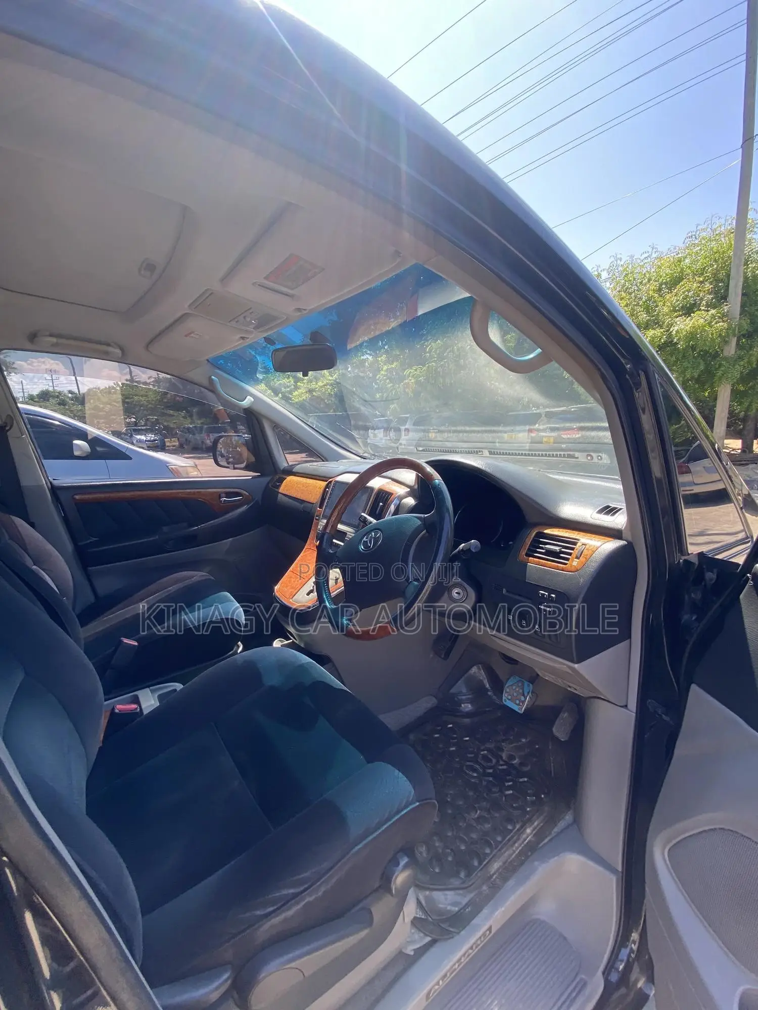 Toyota Alphard 2006 Black