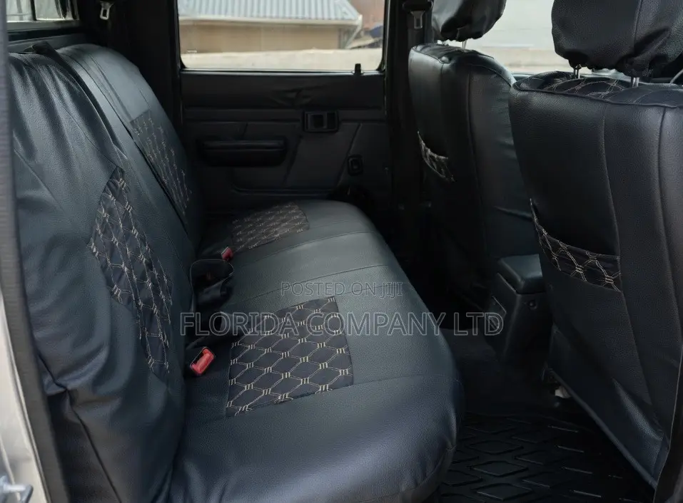 Toyota Hilux 2.5 Cab 2005 Silver