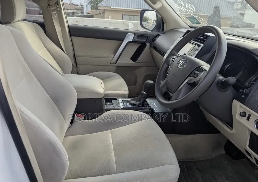 Toyota Land Cruiser Prado 2020 White