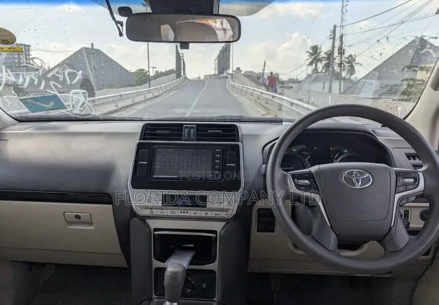 Toyota Land Cruiser Prado 2020 White