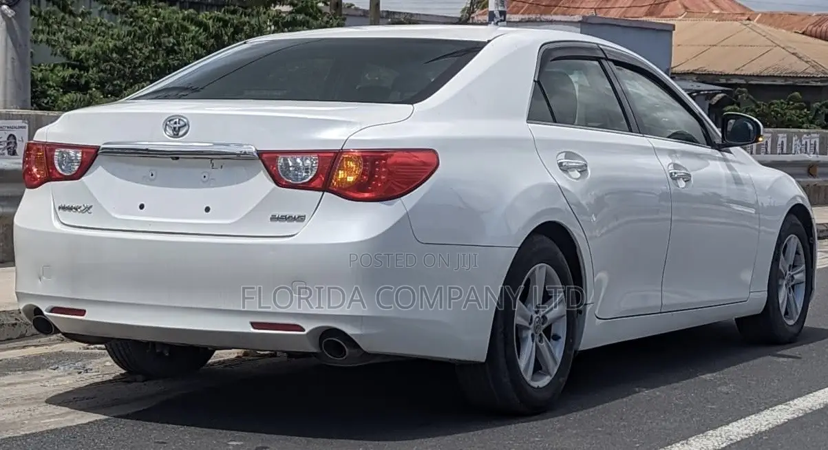 Toyota Mark X 2013 White