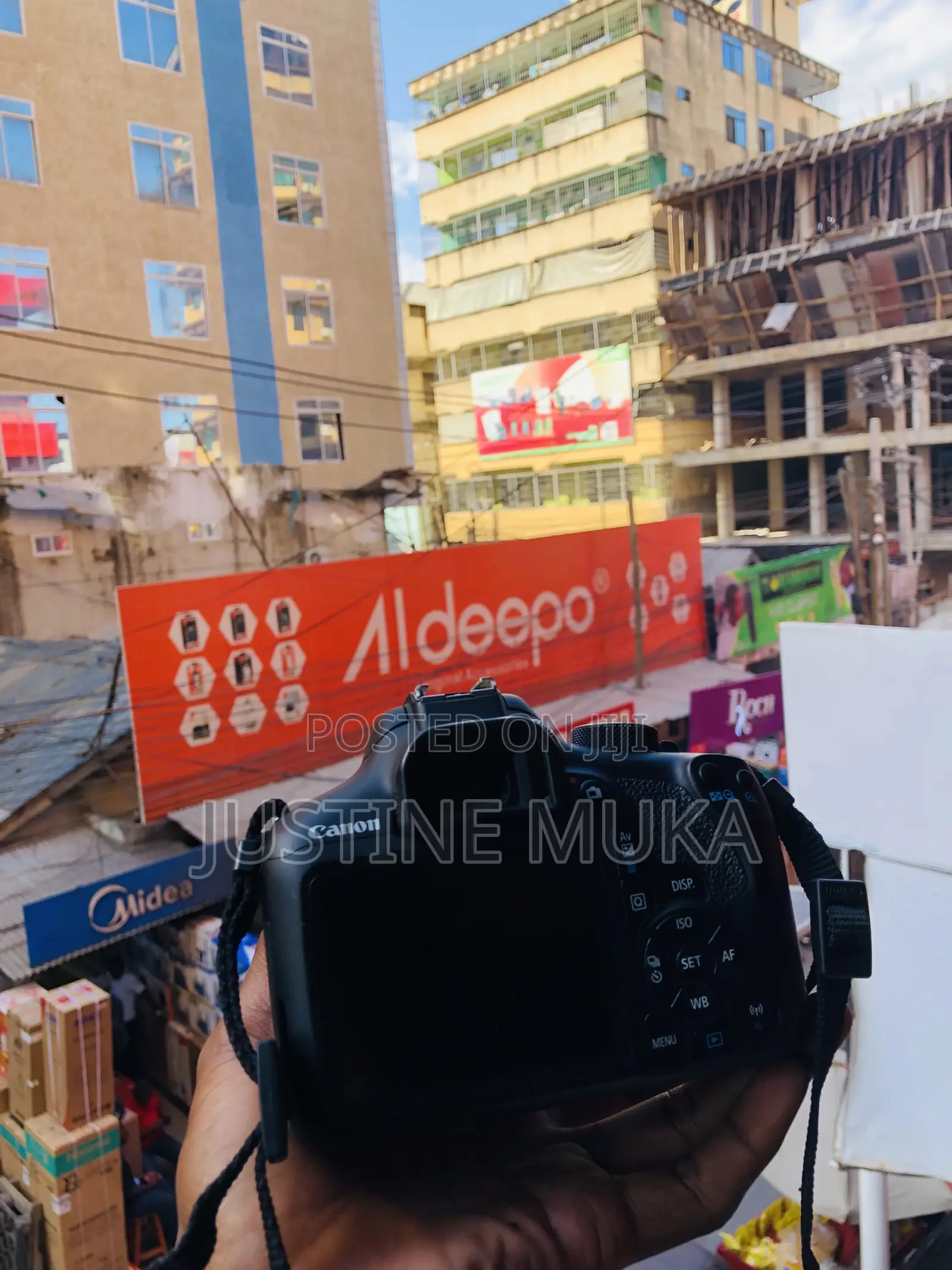 Canon 1300d