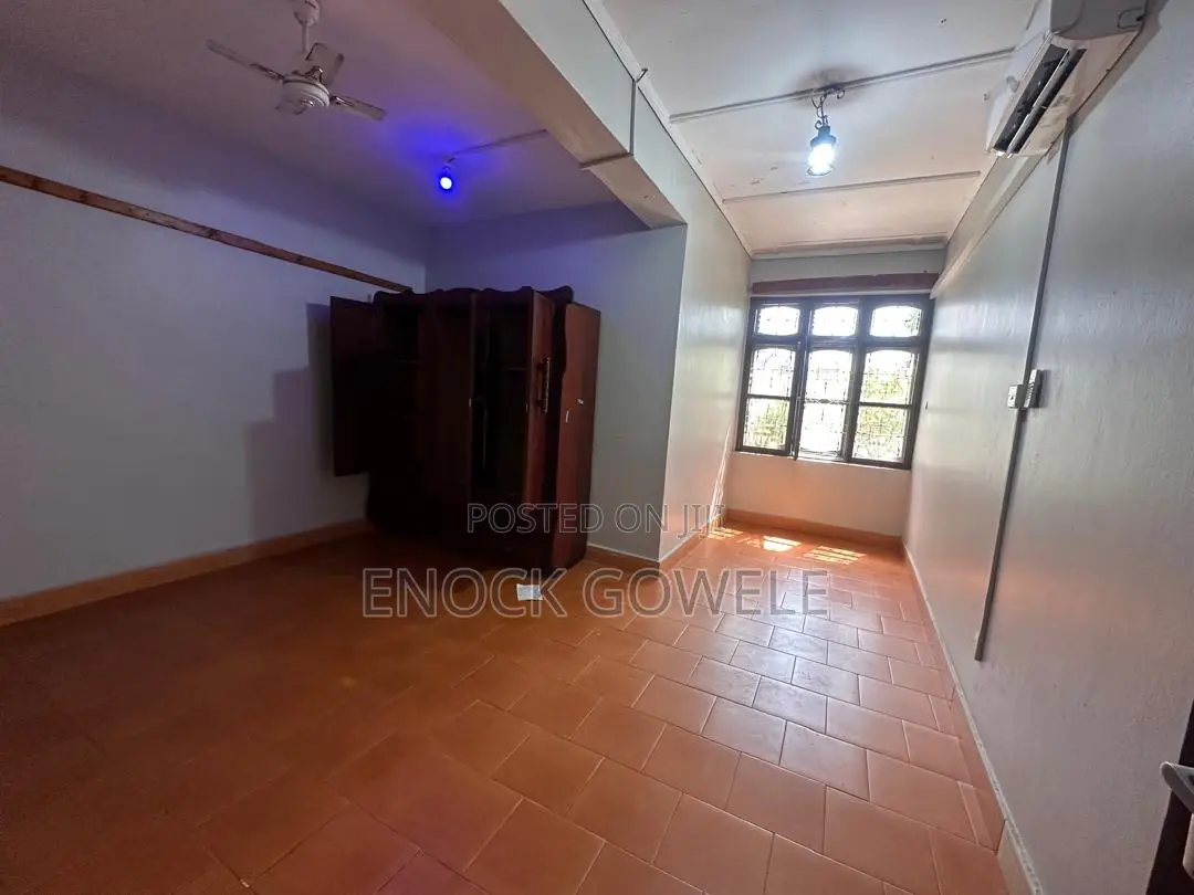 4bdrm House in Cape Town, Msasani for rent