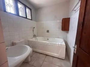 4bdrm House in Cape Town, Msasani for rent