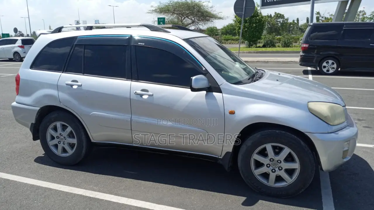 Toyota RAV4 1.8 2005 Silver