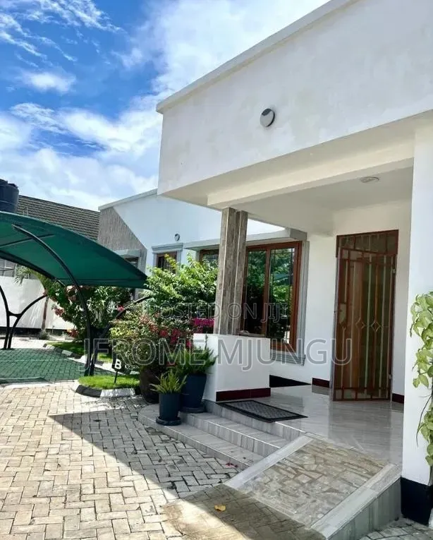 Furnished 3bdrm Villa in Msasani for rent
