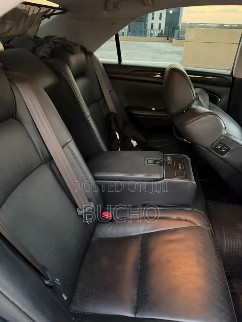 Toyota Crown 2007 White