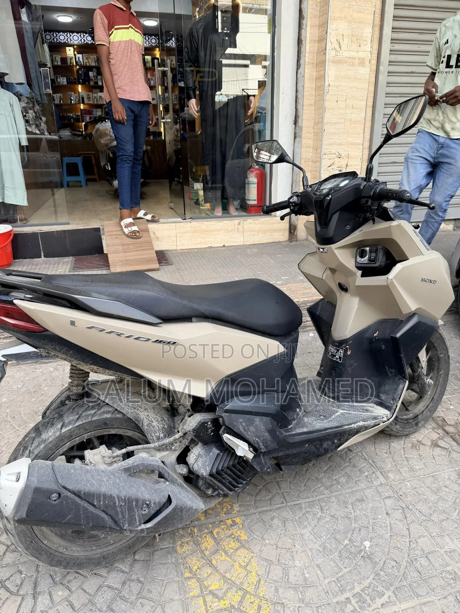 Honda 2022 Brown