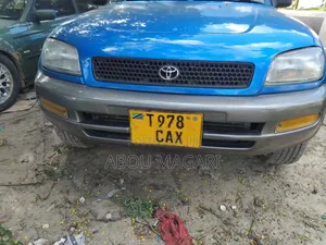 Toyota RAV4 Automatic 2002 Blue