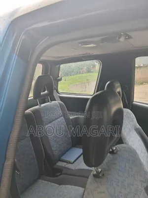 Toyota RAV4 Automatic 2002 Blue