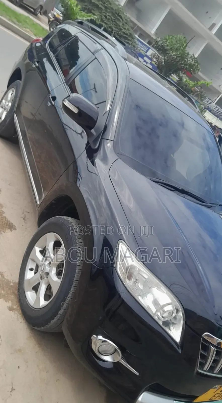 Toyota Vanguard 2011 Black