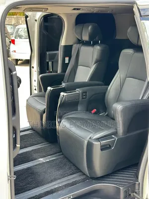Toyota Alphard 2019 White