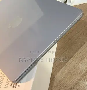 New Laptop Apple MacBook Air 2025 M4 15-inch 16GB Apple M4 SSD 256GB