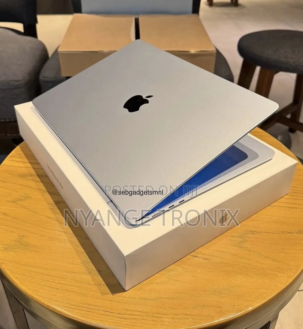 New Laptop Apple MacBook Air 2025 M4 15-inch 16GB Apple M4 SSD 256GB