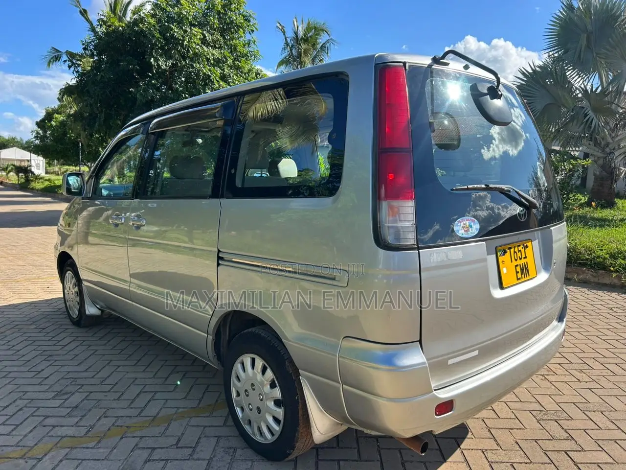 Toyota Noah 2008 Silver