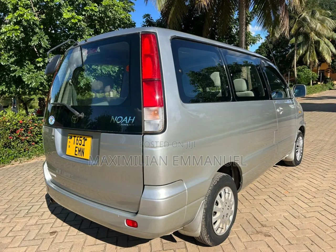 Toyota Noah 2008 Silver