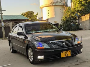Toyota Crown 2012 Black