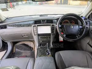 Toyota Crown 2012 Black