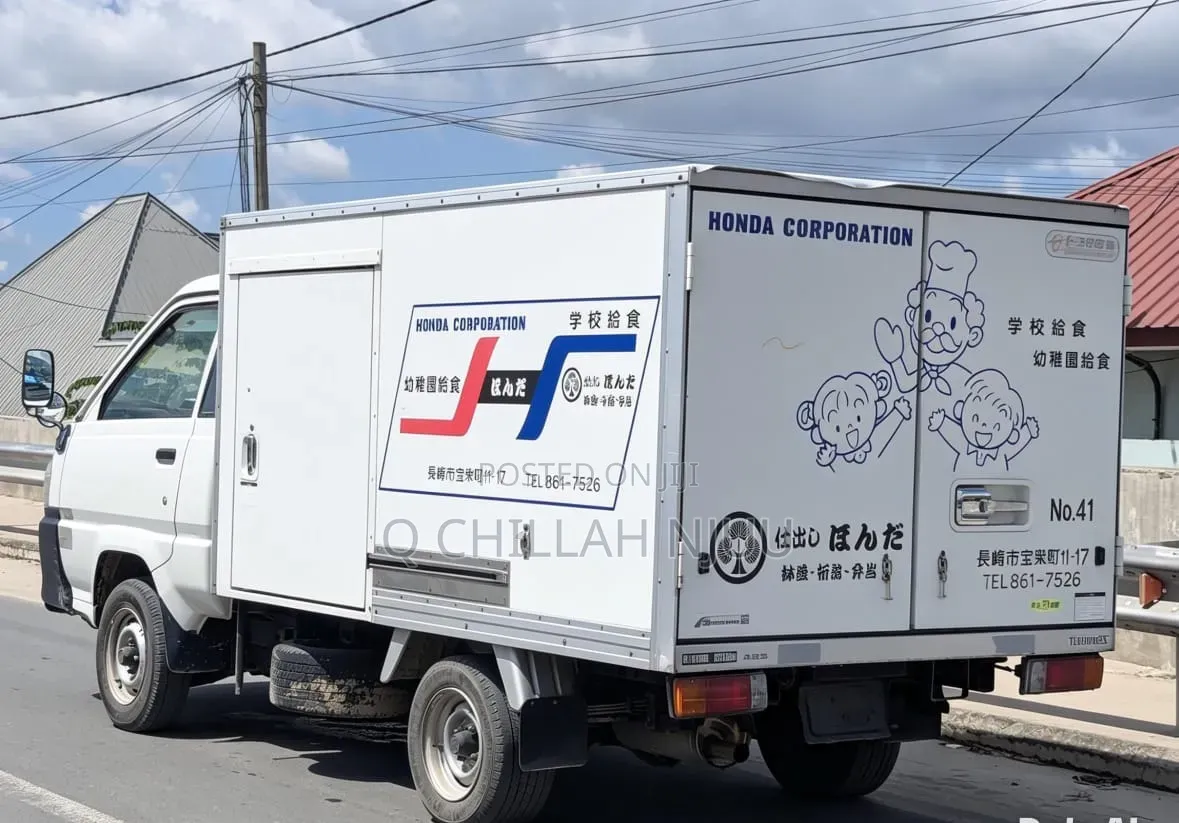 Toyota TownAce 2004 Off white