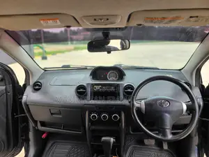 Toyota IST 2005 Black