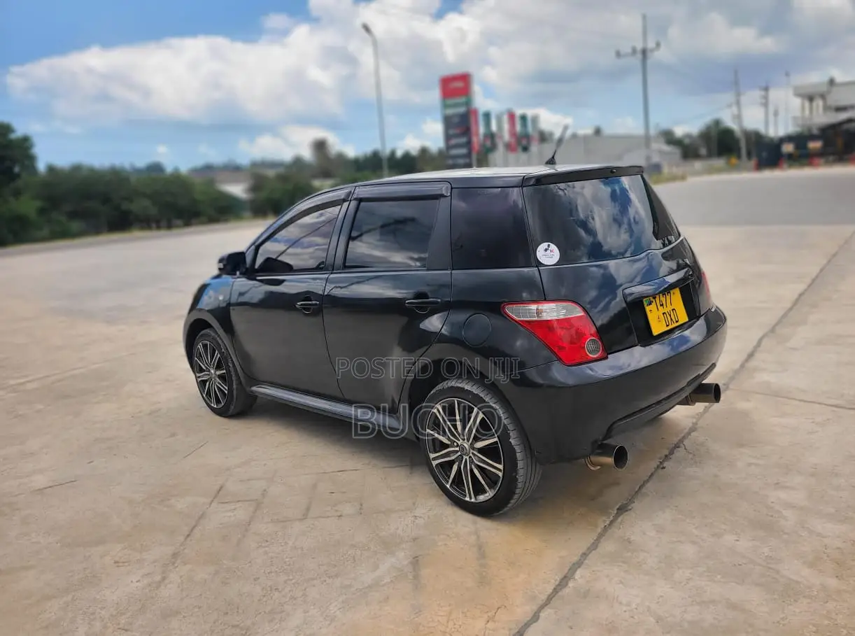 Toyota IST 2006 Black