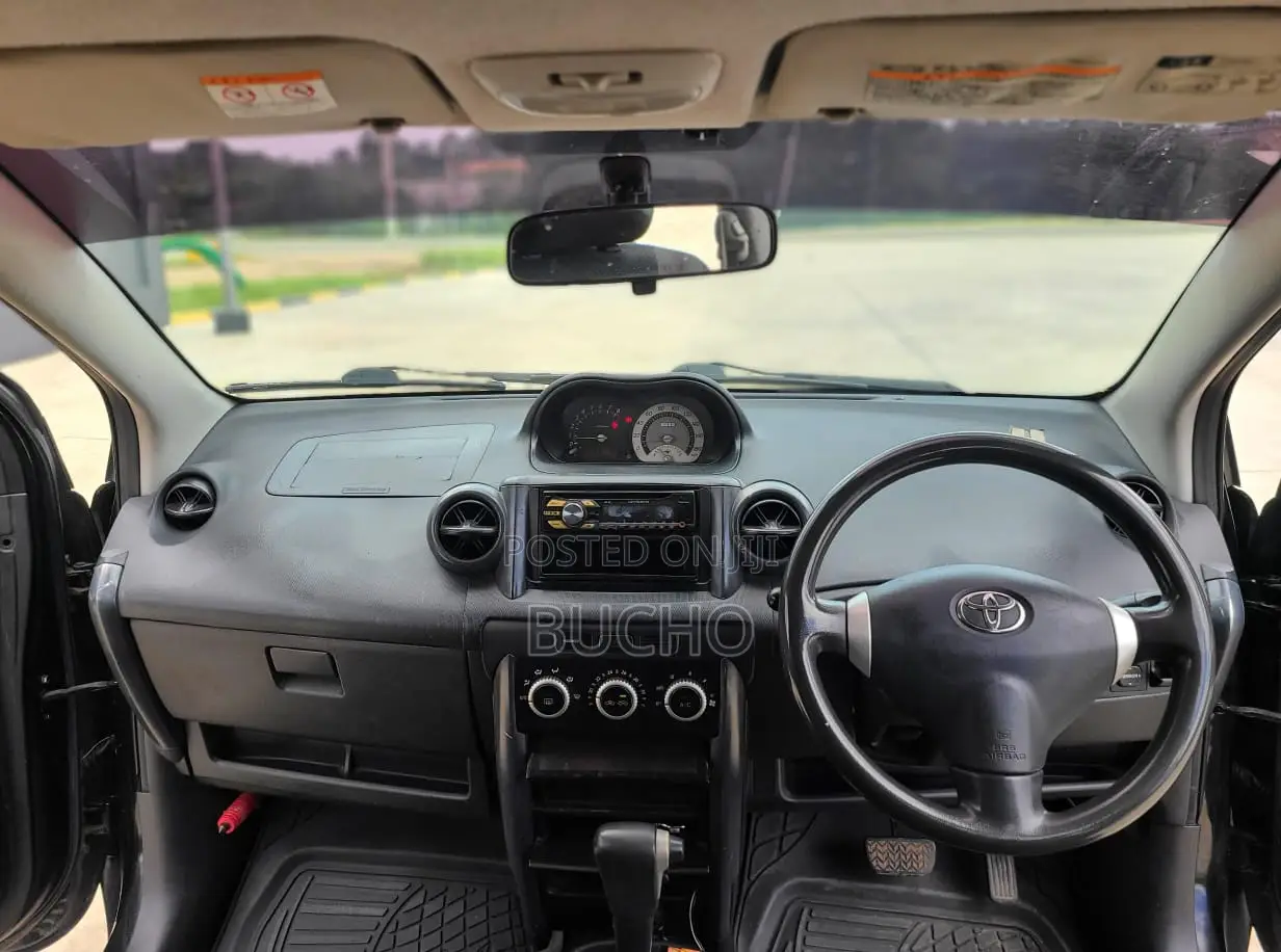 Toyota IST 2006 Black