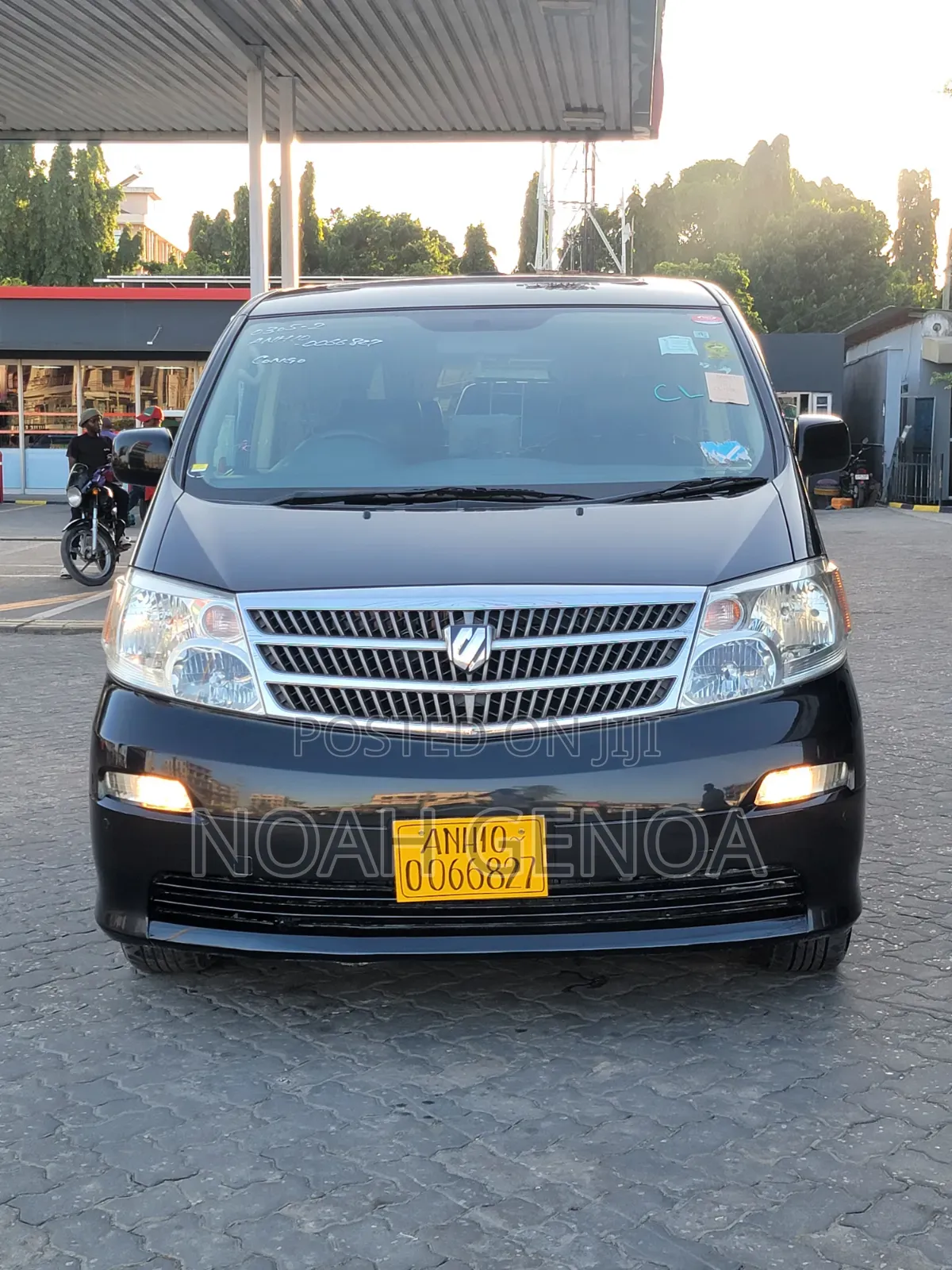 Toyota Alphard 2005 Black