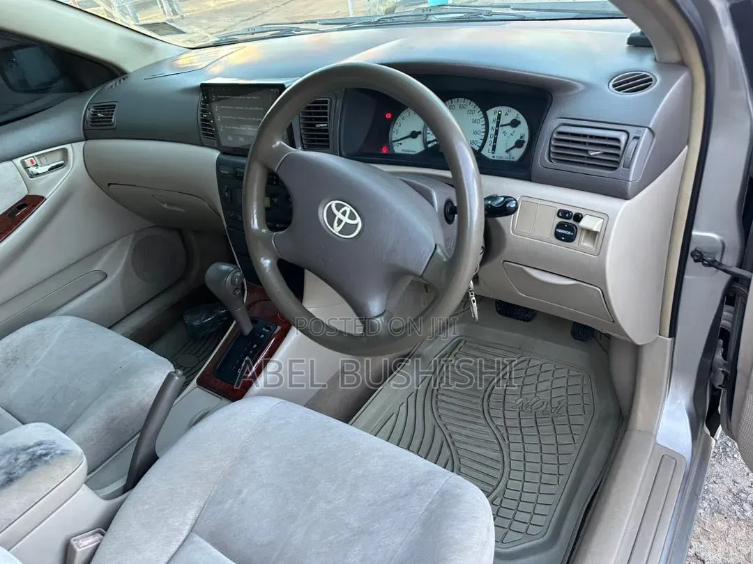 Toyota Corolla Verso Automatic 2003 Silver