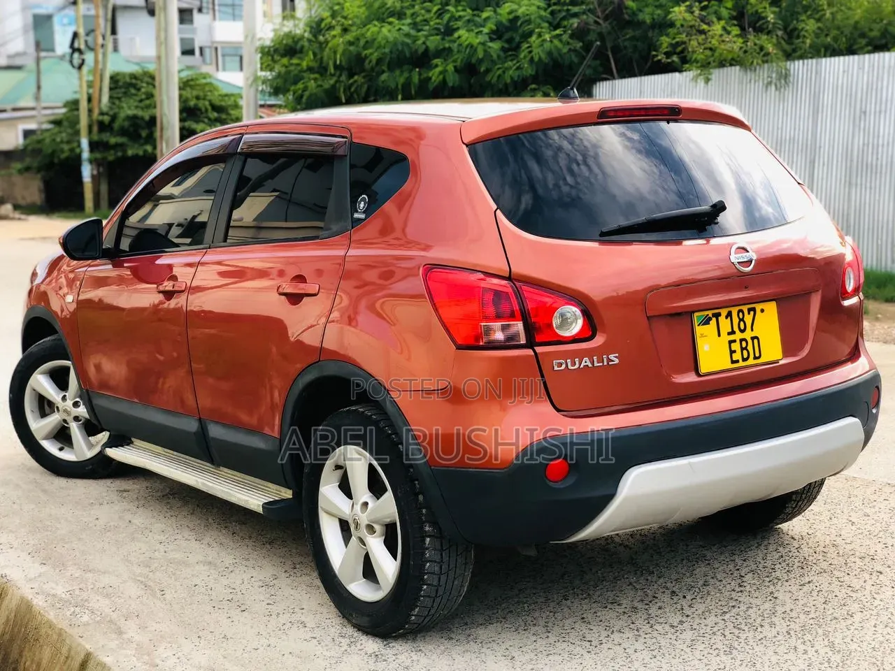 Nissan Dualis 2014 Orange