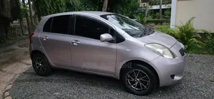 Toyota Vitz 1.5 FWD 5dr 2005 Silver