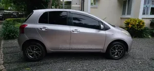 Toyota Vitz 1.5 FWD 5dr 2005 Silver