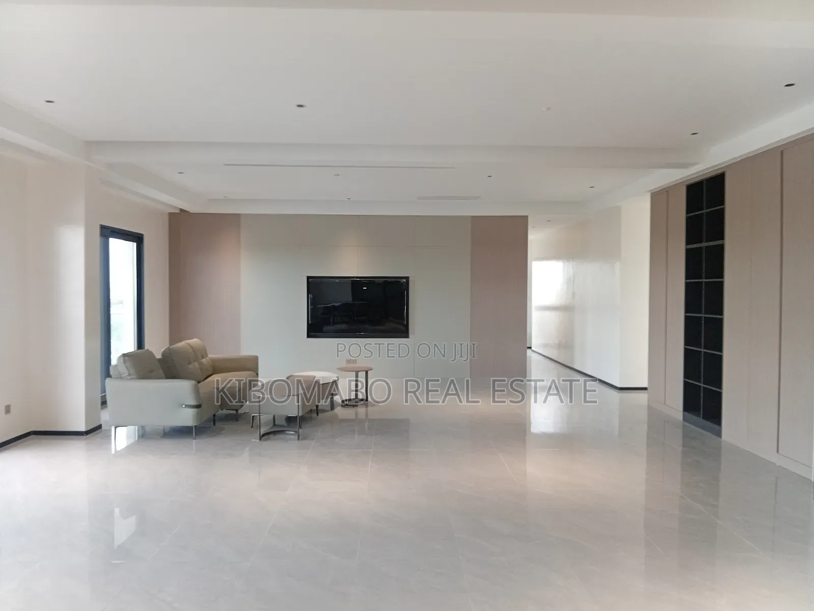 Furnished 4bdrm Penthouse in Masaki for rent