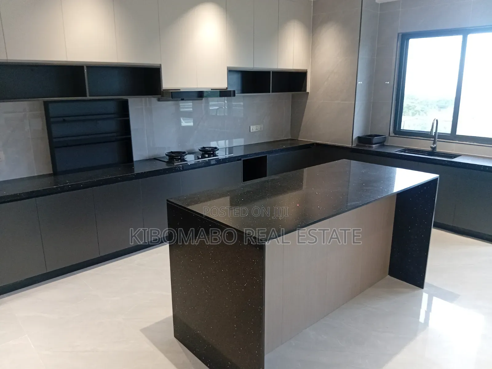 Furnished 4bdrm Penthouse in Masaki for rent