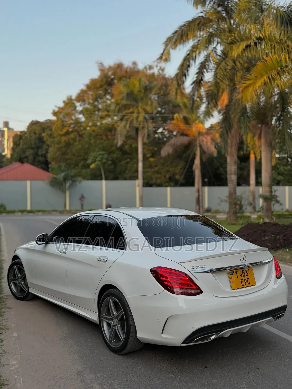Mercedes-Benz C200 2015 White