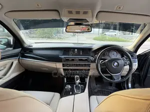 BMW 523i 2013 Black