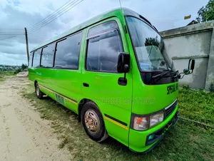 Toyota Coaster 2005 Green