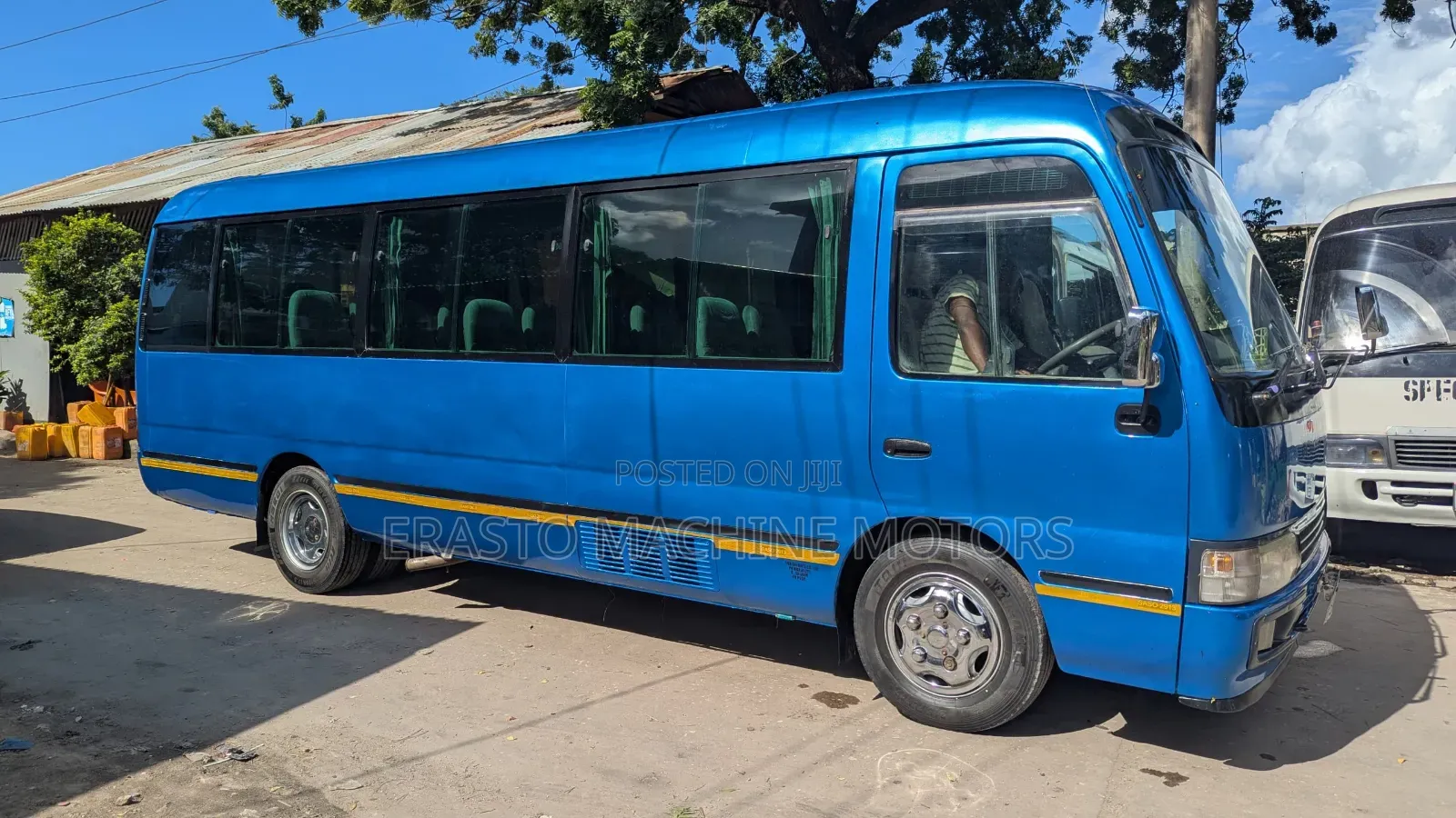 Toyota Coaster 2005 Blue