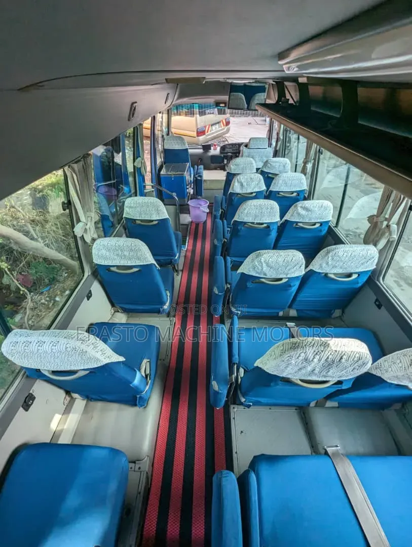 Toyota Coaster 2005 Blue