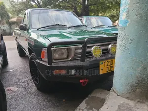 Toyota Hilux 1999 Gray