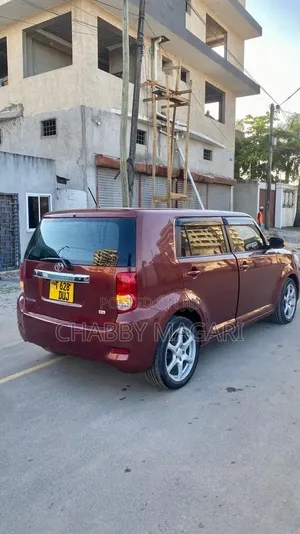 Toyota Corolla Rumion Hatchback 1.5 FWD 2008 Red