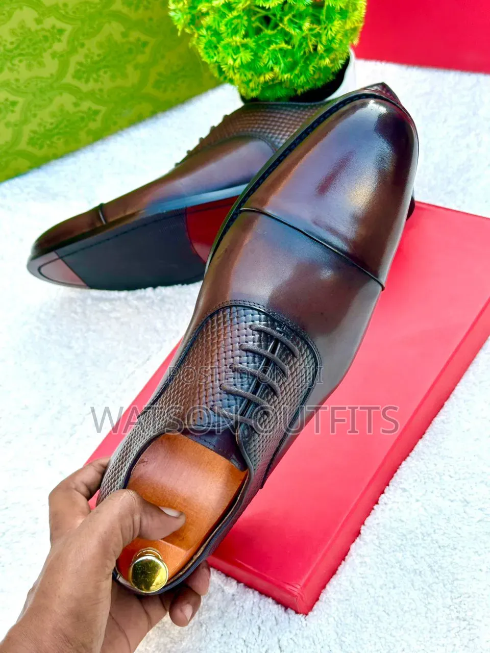 Men's Leather Shoes 2-Colours Black and Coffee Materials Quality