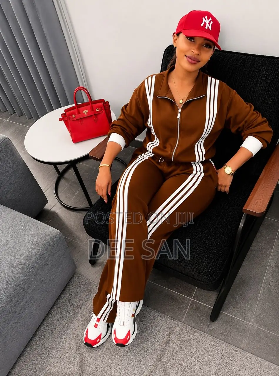 Tracksuit Kali