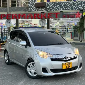 Toyota Ractis 2013 Silver