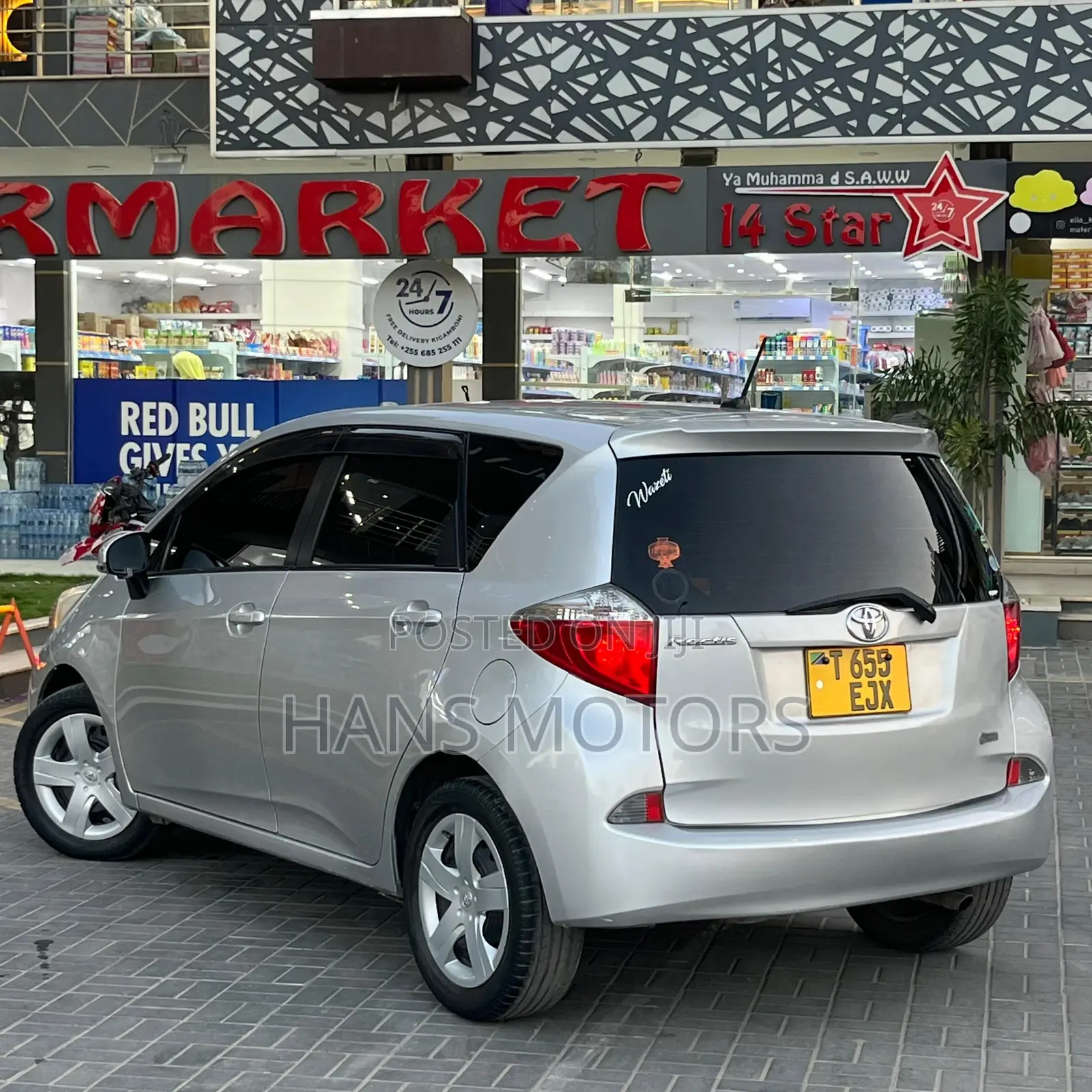 Toyota Ractis 2013 Silver