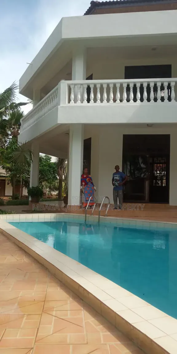 5bdrm House in Mbezi Beach for rent