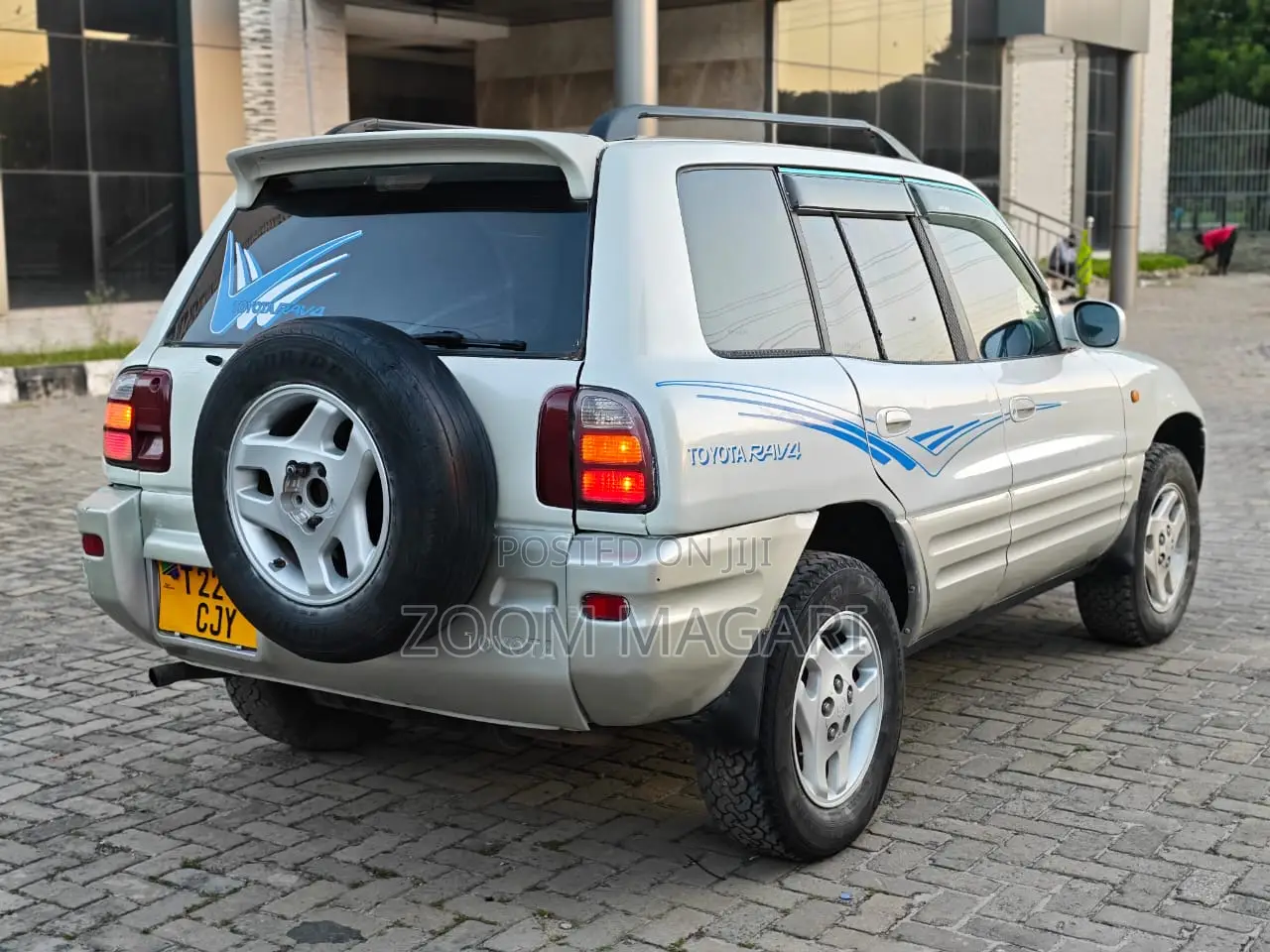 Toyota RAV4 1999 Pearl